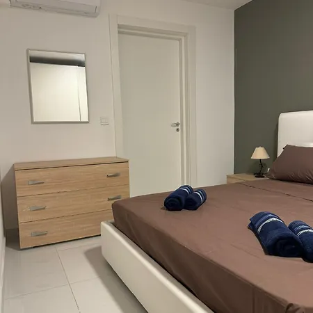 Sea Side Serenity Marsaskala