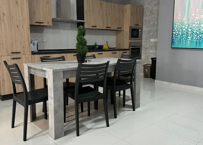 Sea Side Serenity Marsaskala